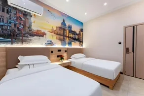 Floral Hotel · Xiangyi Hotel - Image 5