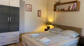 Bristol Apartment - Image 5