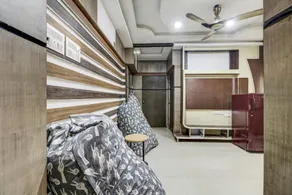 OYO 79129 Dream Home - Image 2