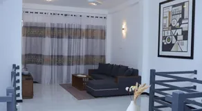 Villa Skylar Opulent Stays - Image 2