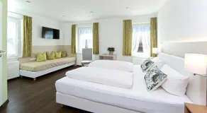 Hotel Bayerischer Hof - Image 2
