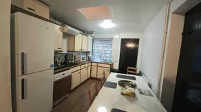 London Stockwell Station Apartment - Image 5