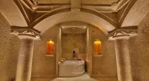 Abu Hayat Cave Suites - Image 4