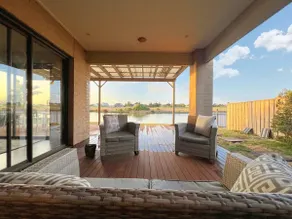Sapphire Lake Retreat in Point Cook - Image 3