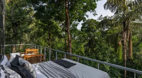 Birds Eye Estate- Mirror House - Image 5