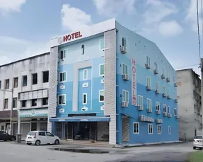 Room V Jalan Megat by SECOM - Image 2