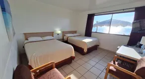 #38 Bungalow Seaside Hotel & Victors RV Park - Image 2