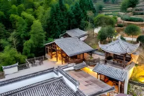 Floral Lux Hotel · Taining Jingjing Tea Culture Resort Hotel - Image 2