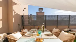 Penthouse with Private Terrace & Pool Access - Image 5