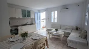 Astarti Apartments - Image 4
