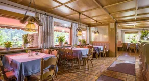 Gasthaus - Pension - Café Dörfl - Image 2