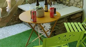 LE JAD Joli F2 proche Gare, Arènes avec terrasse privée - Image 3