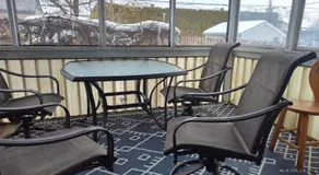 Family-Friendly in Quiet Laval Neighborhood - Image 2