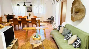 Spacious chalet on golf course - Image 2