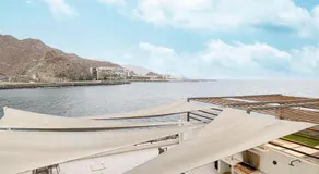 The Pearl Villa - Swimming Pool with Sea and Mountain view - Al Dana Island Fujaira - Image 5