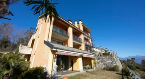 Appartement de vacances avec terrasse, piscine et barbecue | Vue lac - Image 3