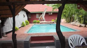 Charming Self Catering Apartment - Image 3