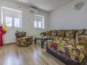 Familienfreundliches wunderschönes Ferienhaus mit Terrasse, Grill und Sauna | Bergblick | Haustierfreundlich - Image 3