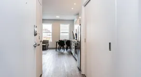 Modern and New Studio in the Heart of the City by Den Stays - Image 2