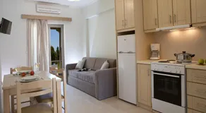 Savinos Rooms - Image 2