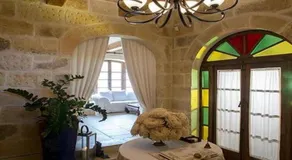 Betty Cake House & Pool - Image 4