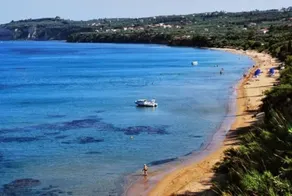 Panorama / cerca del castillo veneciano y la playa - Image 5