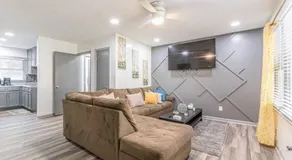 The Sweet Creek Luxurious Villas - Image 2