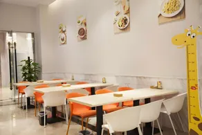 Rayfont Hotel & Apartment Chengdu - Image 5