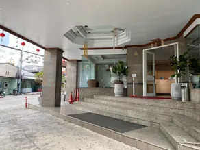 Sri Betong Hotel - Image 4