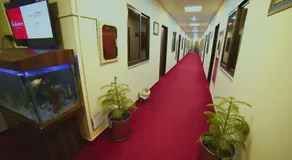 Hotel Red Line - Image 5
