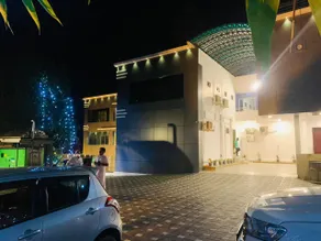 Emerald Royal Residency - Image 4