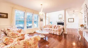 Villa Charlotte - Elegant 7 Bedroom - Image 2
