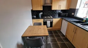 SELF CHECK IN APARTMENT in CENTRAL DONCASTER - Image 3