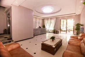 Vina Hotel Business - Image 2