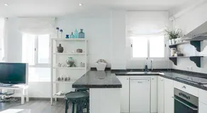 WintowinRentals Amazing Apartment with Sea view - Image 3