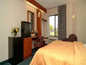 Sleep Inn Conway - Image 4