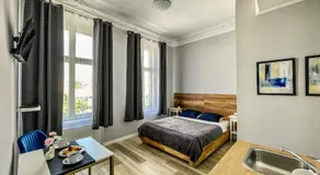 Glam House Apartments - Image 2
