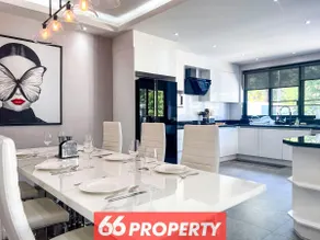 Luxury Villa in Green Community - 10min to Airport & Old City - Image 5