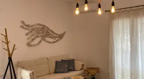 Lovely 2-bedroom apartment in the heart of Ermioni - Image 2