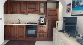 La Casa Gialla - Image 4