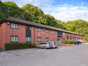 Travelodge Medway M2 - Image 1