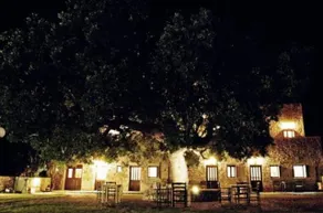 Vlyhada Guesthouse - Image 5