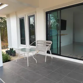 Baannoi in the garden บ้านน้อยกลางทุ่ง Pool villa - Image 3