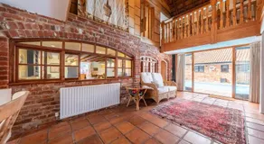 The Old Barn - Image 3