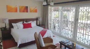 Ingwe Manor Guesthouse - Image 2