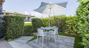 HOST4U - CASETTA di VIOLA con Piscina e Parcheggio a due passi dal Lago di Garda - Image 5