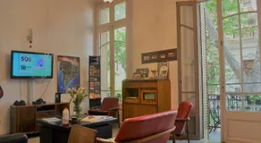 Reina Madre Hostel - Image 2