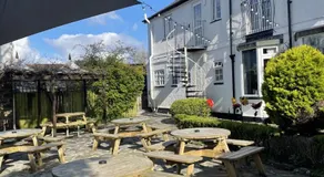 The Sea Trout Inn - Image 2