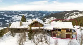 Tømmerhytte i Valdres med panoramautsikt over fjellene - Image 5