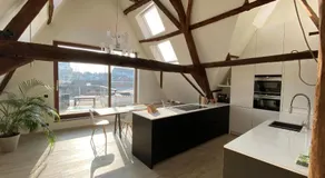 Burgstraat 17 Apartment in Exclusive Patrician House in Medieval Ghent - Image 3